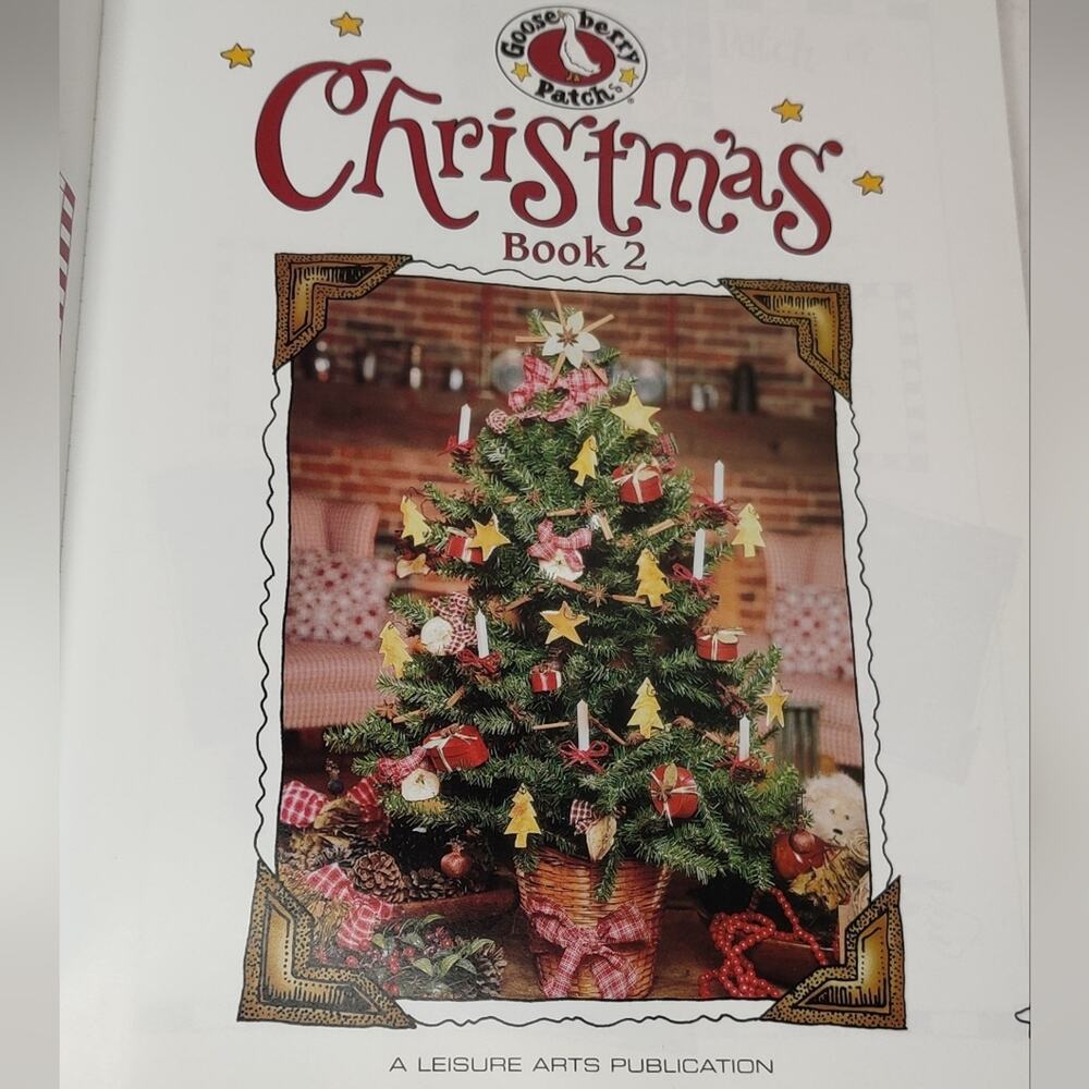 Vintage Christmas Gooseberry Patch Gifts Crafts and Holiday Recipes Book - Picture 8 of 12